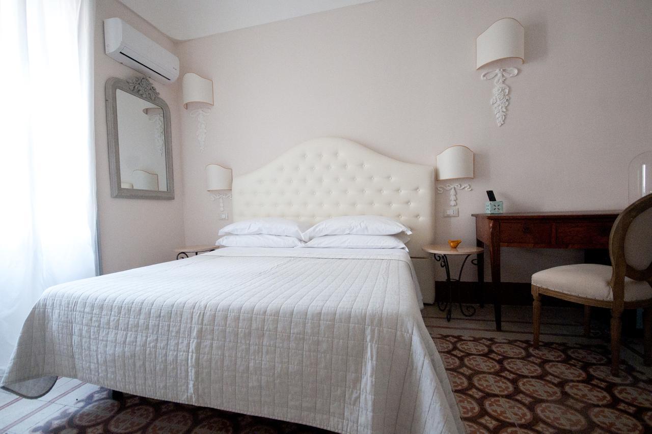 Sveva Rooms Noto Exterior photo